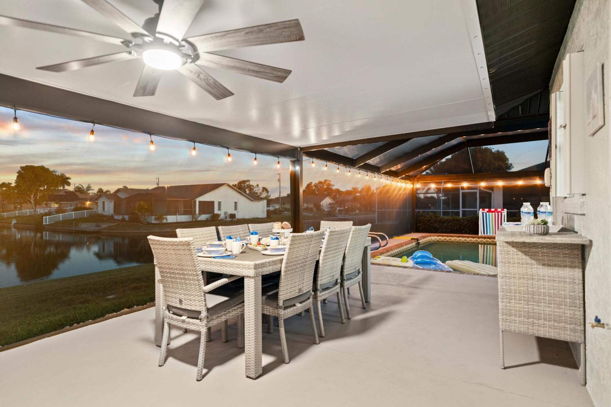 Serenity Waterfront Villa With King Suite, Private Pool, Great Lanai Enclosure And Long Water Views Cape Coral Buitenkant foto