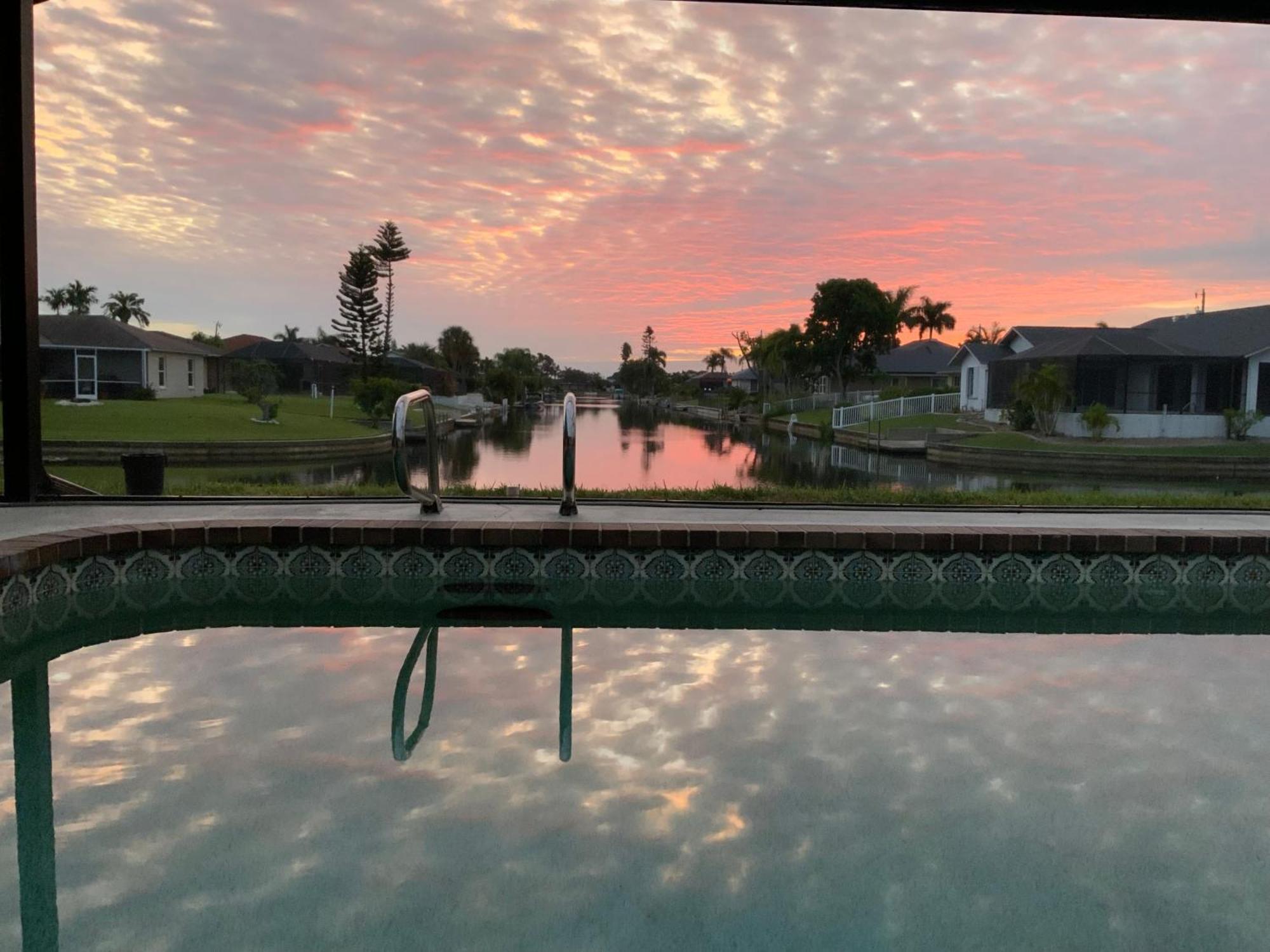 Serenity Waterfront Villa With King Suite, Private Pool, Great Lanai Enclosure And Long Water Views Cape Coral Buitenkant foto